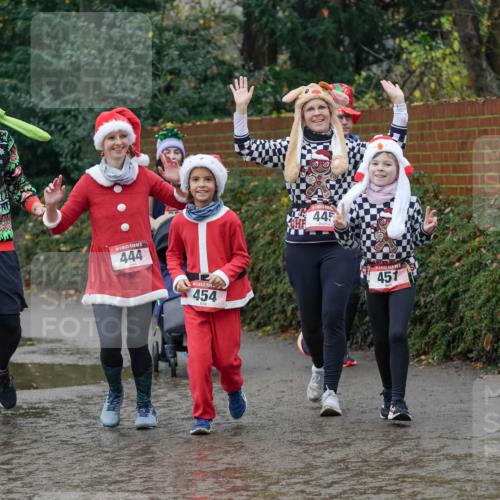 07.12.2025 - St. Pauli X-Mass-Run No. 15 Michael Burmester http://msf.ph/oto/9414469 07.12.2025 11:47:23 Laufen 5, 457, 5, 444, 454, 445, 451 meine-sportfotos.de