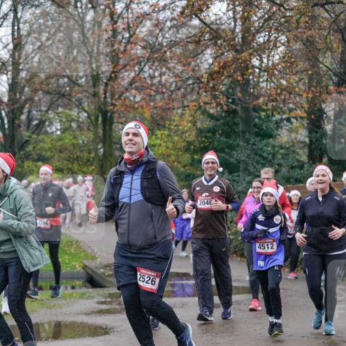 07.12.2025 - St. Pauli X-Mass-Run No. 15 Michael Burmester http://msf.ph/oto/9414471 07.12.2025 10:05:01 Laufen 4766, 2526, 204, 4512 meine-sportfotos.de