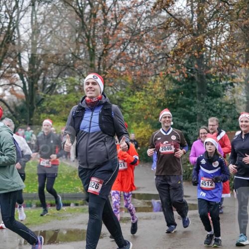 07.12.2025 - St. Pauli X-Mass-Run No. 15 Michael Burmester http://msf.ph/oto/9414477 07.12.2025 10:05:01 Laufen 4766, 526, 51, 2046, 6, 4512 meine-sportfotos.de