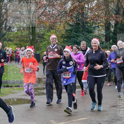 07.12.2025 - St. Pauli X-Mass-Run No. 15 Michael Burmester http://msf.ph/oto/9414480 07.12.2025 10:05:02 Laufen 2051, 2049, 4512, 0, 4781 meine-sportfotos.de