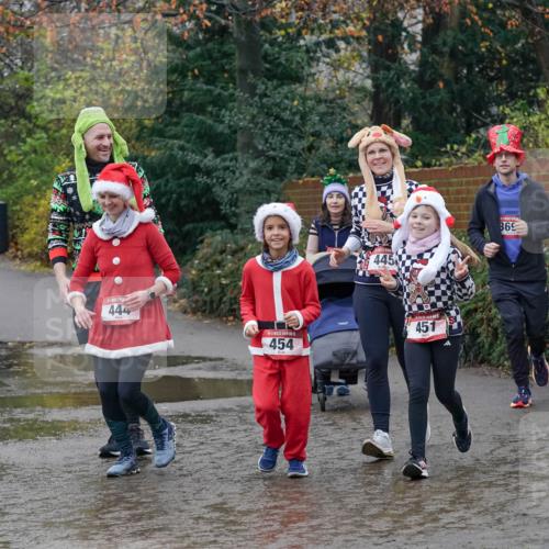 07.12.2025 - St. Pauli X-Mass-Run No. 15 Michael Burmester http://msf.ph/oto/9414481 07.12.2025 11:47:25 Laufen 444, 445, 454, 451, 369 meine-sportfotos.de