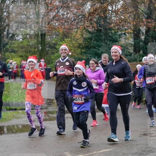 07.12.2025 - St. Pauli X-Mass-Run No. 15 Michael Burmester http://msf.ph/oto/9414483 07.12.2025 10:05:02 Laufen 2051, 2046, 4512, 2101, 516, 4781 meine-sportfotos.de