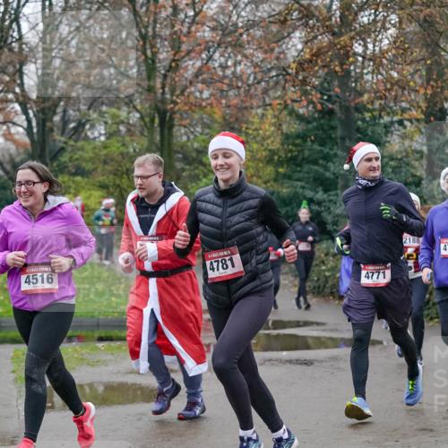 07.12.2025 - St. Pauli X-Mass-Run No. 15 Michael Burmester http://msf.ph/oto/9414516 07.12.2025 10:05:04 Laufen 15, 4516, 15, 4781, 4771, 2188, 47 meine-sportfotos.de