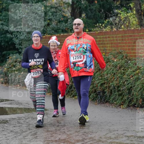 07.12.2025 - St. Pauli X-Mass-Run No. 15 Michael Burmester http://msf.ph/oto/9414567 07.12.2025 11:48:19 Laufen 4, 2093, 15, 1259 meine-sportfotos.de