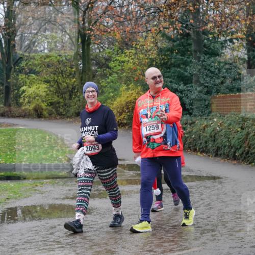 07.12.2025 - St. Pauli X-Mass-Run No. 15 Michael Burmester http://msf.ph/oto/9414579 07.12.2025 11:48:21 Laufen 2093, 1259 meine-sportfotos.de