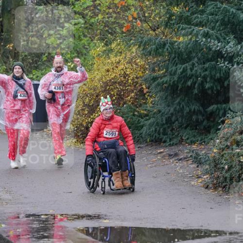 07.12.2025 - St. Pauli X-Mass-Run No. 15 Michael Burmester http://msf.ph/oto/9414609 07.12.2025 11:49:19 Laufen 4382, 4381, 2591 meine-sportfotos.de