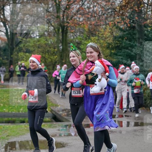 07.12.2025 - St. Pauli X-Mass-Run No. 15 Michael Burmester http://msf.ph/oto/9414611 07.12.2025 10:05:10 Laufen 1538, 2029 meine-sportfotos.de