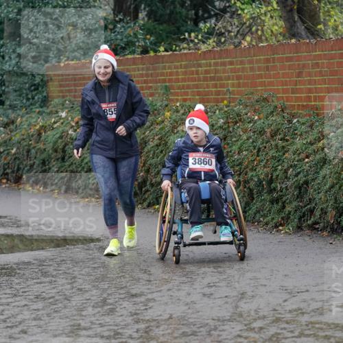 07.12.2025 - St. Pauli X-Mass-Run No. 15 Michael Burmester http://msf.ph/oto/9414727 07.12.2025 11:53:49 Laufen 855, 3860 meine-sportfotos.de
