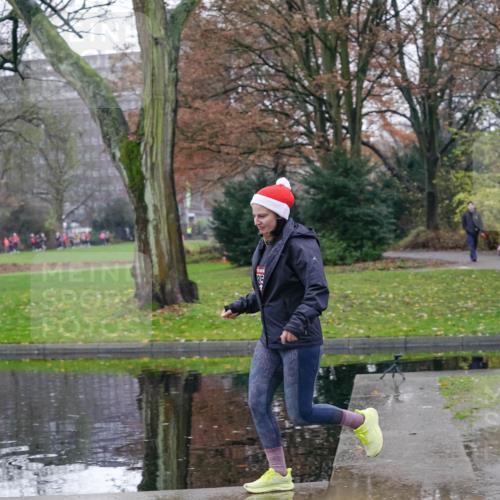 07.12.2025 - St. Pauli X-Mass-Run No. 15 Michael Burmester http://msf.ph/oto/9414735 07.12.2025 11:53:52 Laufen  meine-sportfotos.de