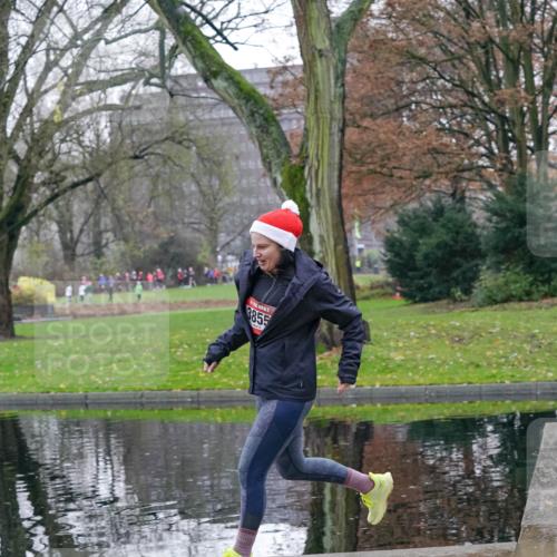 07.12.2025 - St. Pauli X-Mass-Run No. 15 Michael Burmester http://msf.ph/oto/9414744 07.12.2025 11:53:52 Laufen 3855 meine-sportfotos.de