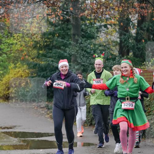 07.12.2025 - St. Pauli X-Mass-Run No. 15 Michael Burmester http://msf.ph/oto/9414774 07.12.2025 10:05:24 Laufen 3942, 165, 3299 meine-sportfotos.de