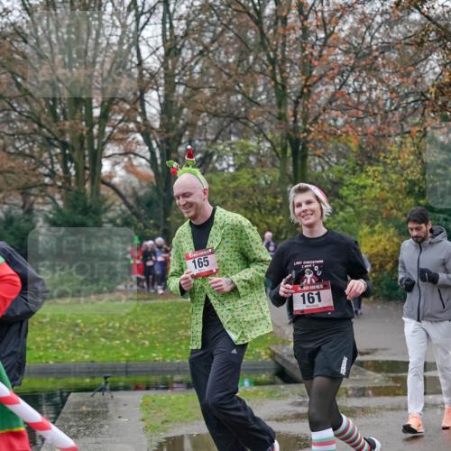 07.12.2025 - St. Pauli X-Mass-Run No. 15 Michael Burmester http://msf.ph/oto/9414797 07.12.2025 10:05:27 Laufen 165, 161 meine-sportfotos.de
