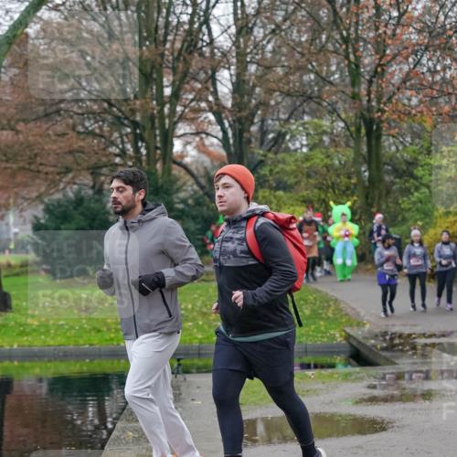 07.12.2025 - St. Pauli X-Mass-Run No. 15 Michael Burmester http://msf.ph/oto/9414802 07.12.2025 10:05:29 Laufen  meine-sportfotos.de