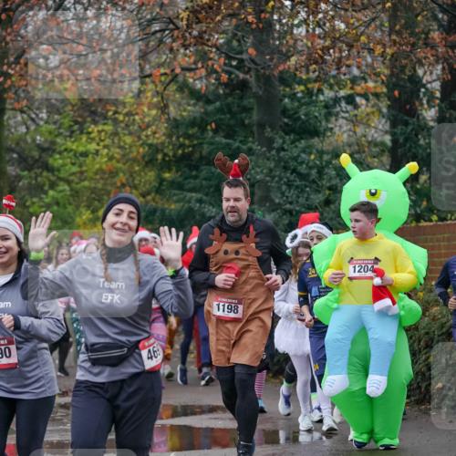 07.12.2025 - St. Pauli X-Mass-Run No. 15 Michael Burmester http://msf.ph/oto/9414831 07.12.2025 10:05:41 Laufen 90, 46, 1198, 24, 1204 meine-sportfotos.de