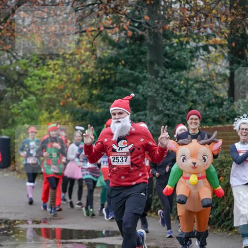 07.12.2025 - St. Pauli X-Mass-Run No. 15 Michael Burmester http://msf.ph/oto/9414906 07.12.2025 10:05:55 Laufen  meine-sportfotos.de