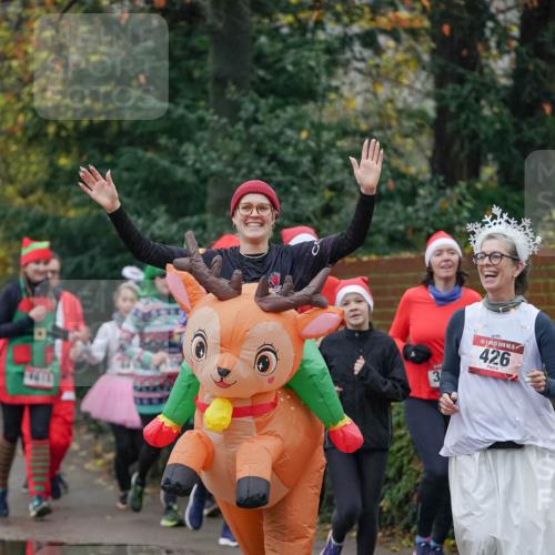 07.12.2025 - St. Pauli X-Mass-Run No. 15 Michael Burmester http://msf.ph/oto/9414910 07.12.2025 10:05:56 Laufen 4611, 15, 426 meine-sportfotos.de