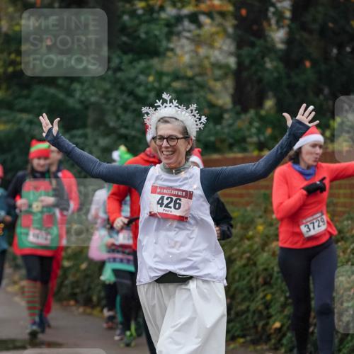 07.12.2025 - St. Pauli X-Mass-Run No. 15 Michael Burmester http://msf.ph/oto/9414918 07.12.2025 10:05:57 Laufen 15, 426, 3729 meine-sportfotos.de