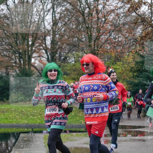 07.12.2025 - St. Pauli X-Mass-Run No. 15 Michael Burmester http://msf.ph/oto/9414942 07.12.2025 10:06:03 Laufen 1090, 4409 meine-sportfotos.de