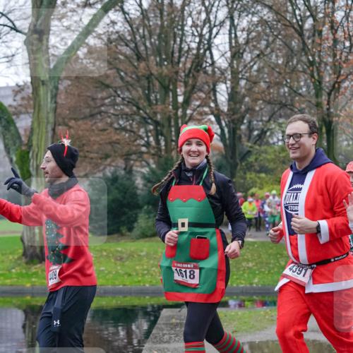 07.12.2025 - St. Pauli X-Mass-Run No. 15 Michael Burmester http://msf.ph/oto/9414955 07.12.2025 10:06:04 Laufen 15, 1618, 4391 meine-sportfotos.de