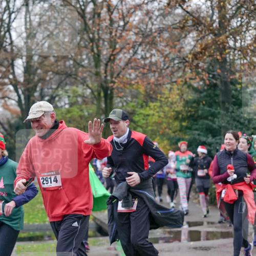 07.12.2025 - St. Pauli X-Mass-Run No. 15 Michael Burmester http://msf.ph/oto/9414975 07.12.2025 10:06:09 Laufen 15, 2914 meine-sportfotos.de
