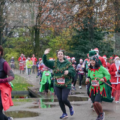 07.12.2025 - St. Pauli X-Mass-Run No. 15 Michael Burmester http://msf.ph/oto/9414985 07.12.2025 10:06:10 Laufen 4277, 4266, 426, 72 meine-sportfotos.de