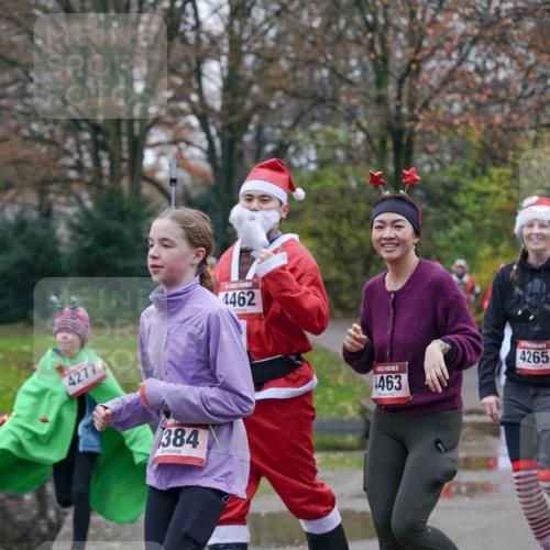 07.12.2025 - St. Pauli X-Mass-Run No. 15 Michael Burmester http://msf.ph/oto/9415012 07.12.2025 10:06:15 Laufen 4277, 4462, 384, 1463, 4265 meine-sportfotos.de