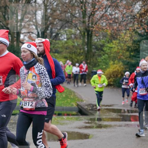 07.12.2025 - St. Pauli X-Mass-Run No. 15 Michael Burmester http://msf.ph/oto/9415030 07.12.2025 10:06:19 Laufen 15, 2912, 0, 2857 meine-sportfotos.de