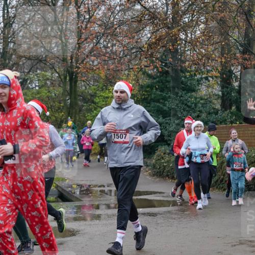07.12.2025 - St. Pauli X-Mass-Run No. 15 Michael Burmester http://msf.ph/oto/9415071 07.12.2025 10:06:35 Laufen 1507, 10, 2345 meine-sportfotos.de