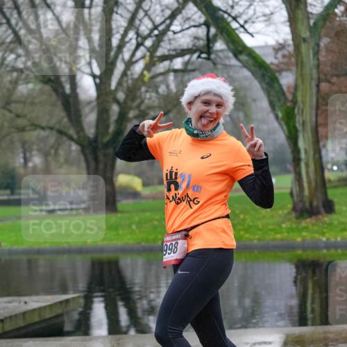 07.12.2025 - St. Pauli X-Mass-Run No. 15 Michael Burmester http://msf.ph/oto/9415088 07.12.2025 10:06:39 Laufen 5, 998 meine-sportfotos.de
