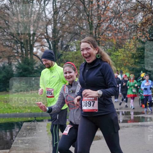 07.12.2025 - St. Pauli X-Mass-Run No. 15 Michael Burmester http://msf.ph/oto/9415096 07.12.2025 10:06:41 Laufen 1895, 3897 meine-sportfotos.de