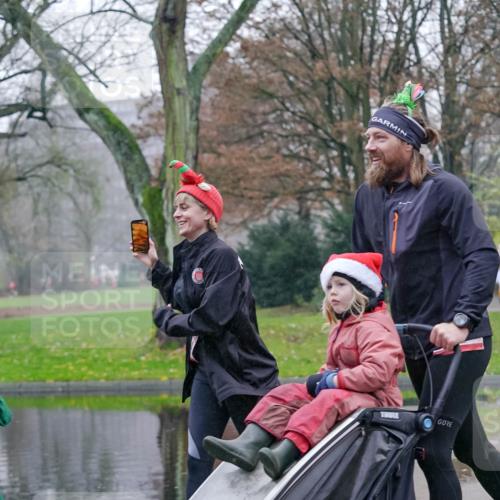 07.12.2025 - St. Pauli X-Mass-Run No. 15 Michael Burmester http://msf.ph/oto/9415138 07.12.2025 10:06:50 Laufen  meine-sportfotos.de