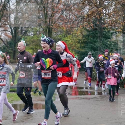 07.12.2025 - St. Pauli X-Mass-Run No. 15 Michael Burmester http://msf.ph/oto/9415157 07.12.2025 10:06:57 Laufen 468, 3470, 5, 3469, 302, 677 meine-sportfotos.de