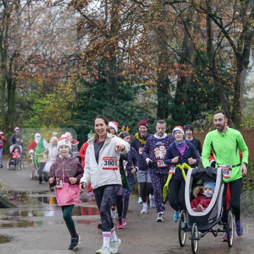 07.12.2025 - St. Pauli X-Mass-Run No. 15 Michael Burmester http://msf.ph/oto/9415163 07.12.2025 10:06:59 Laufen 3901, 31, 4009, 09 meine-sportfotos.de