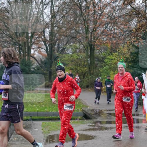 07.12.2025 - St. Pauli X-Mass-Run No. 15 Michael Burmester http://msf.ph/oto/9415192 07.12.2025 10:07:05 Laufen 1709, 3089, 3090 meine-sportfotos.de