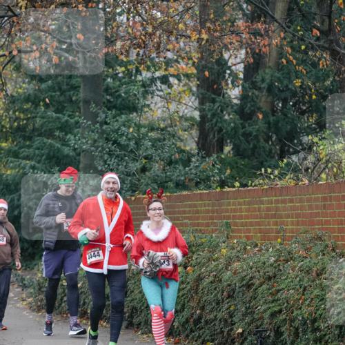 07.12.2025 - St. Pauli X-Mass-Run No. 15 Michael Burmester http://msf.ph/oto/9415205 07.12.2025 10:07:16 Laufen 58, 4444, 43 meine-sportfotos.de