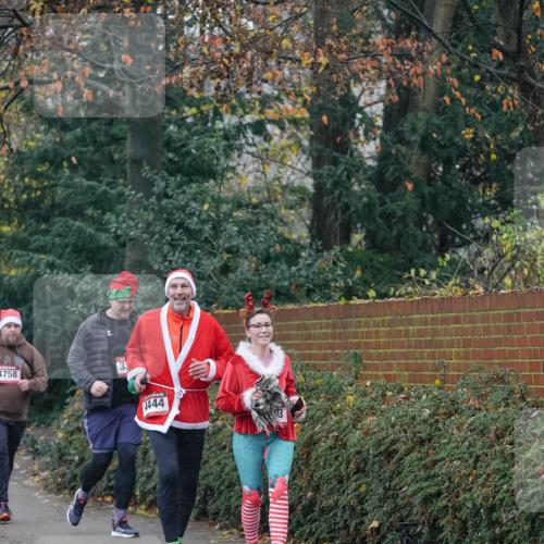 07.12.2025 - St. Pauli X-Mass-Run No. 15 Michael Burmester http://msf.ph/oto/9415207 07.12.2025 10:07:16 Laufen 4758, 33, 4444 meine-sportfotos.de
