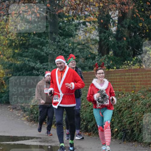 07.12.2025 - St. Pauli X-Mass-Run No. 15 Michael Burmester http://msf.ph/oto/9415212 07.12.2025 10:07:18 Laufen 47, 44 meine-sportfotos.de