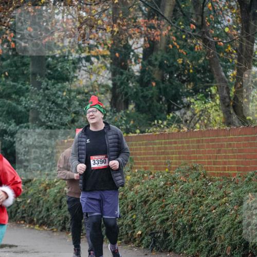 07.12.2025 - St. Pauli X-Mass-Run No. 15 Michael Burmester http://msf.ph/oto/9415216 07.12.2025 10:07:20 Laufen 3390 meine-sportfotos.de