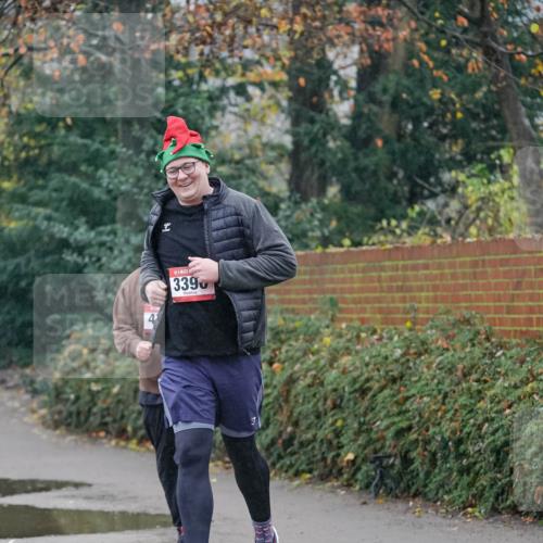 07.12.2025 - St. Pauli X-Mass-Run No. 15 Michael Burmester http://msf.ph/oto/9415220 07.12.2025 10:07:21 Laufen 339 meine-sportfotos.de