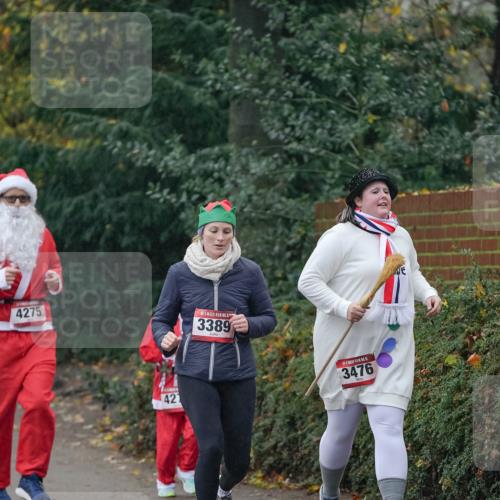 07.12.2025 - St. Pauli X-Mass-Run No. 15 Michael Burmester http://msf.ph/oto/9415230 07.12.2025 10:07:30 Laufen 4275, 5, 3389, 421, 3476 meine-sportfotos.de