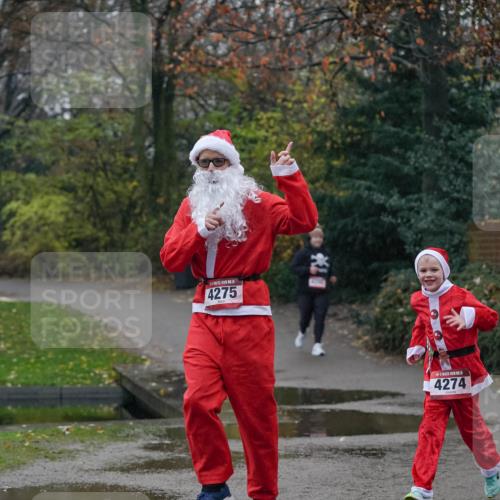 07.12.2025 - St. Pauli X-Mass-Run No. 15 Michael Burmester http://msf.ph/oto/9415248 07.12.2025 10:07:36 Laufen 15, 4275, 5, 4274 meine-sportfotos.de