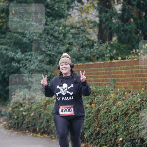 07.12.2025 - St. Pauli X-Mass-Run No. 15 Michael Burmester http://msf.ph/oto/9415257 07.12.2025 10:07:42 Laufen 15, 4200 meine-sportfotos.de