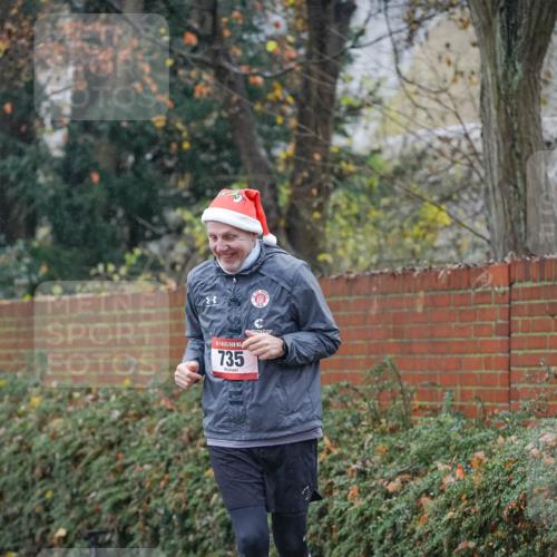 07.12.2025 - St. Pauli X-Mass-Run No. 15 Michael Burmester http://msf.ph/oto/9415299 07.12.2025 10:08:03 Laufen 8, 735 meine-sportfotos.de
