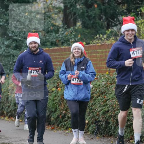 07.12.2025 - St. Pauli X-Mass-Run No. 15 Michael Burmester http://msf.ph/oto/9415322 07.12.2025 10:08:21 Laufen 4776, 4772, 4779 meine-sportfotos.de