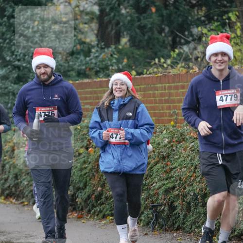 07.12.2025 - St. Pauli X-Mass-Run No. 15 Michael Burmester http://msf.ph/oto/9415324 07.12.2025 10:08:21 Laufen 15, 1776, 477, 5, 4779 meine-sportfotos.de