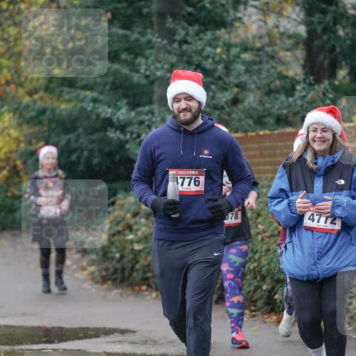 07.12.2025 - St. Pauli X-Mass-Run No. 15 Michael Burmester http://msf.ph/oto/9415328 07.12.2025 10:08:22 Laufen 15, 1776, 78, 4772 meine-sportfotos.de