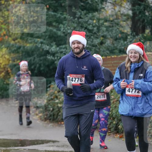 07.12.2025 - St. Pauli X-Mass-Run No. 15 Michael Burmester http://msf.ph/oto/9415329 07.12.2025 10:08:22 Laufen 15, 4776, 2078, 4772 meine-sportfotos.de