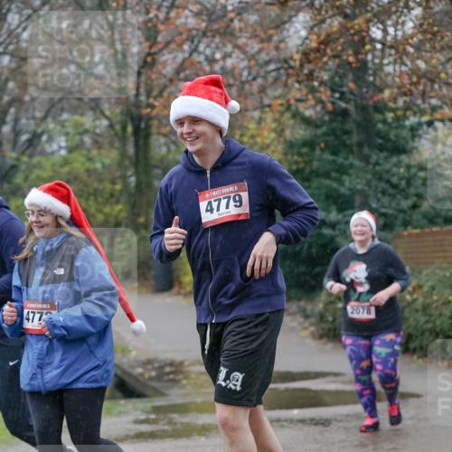 07.12.2025 - St. Pauli X-Mass-Run No. 15 Michael Burmester http://msf.ph/oto/9415337 07.12.2025 10:08:25 Laufen 15, 4779, 477, 2078 meine-sportfotos.de