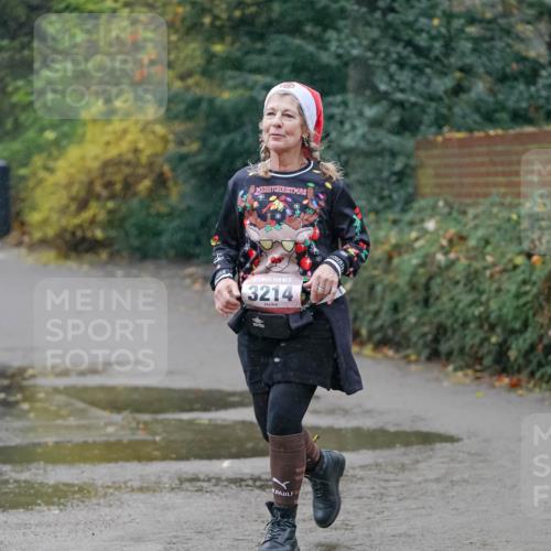 07.12.2025 - St. Pauli X-Mass-Run No. 15 Michael Burmester http://msf.ph/oto/9415348 07.12.2025 10:08:29 Laufen 15, 3214 meine-sportfotos.de