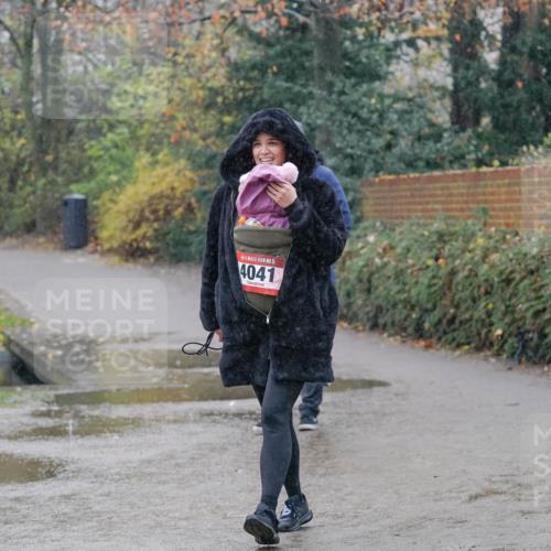 07.12.2025 - St. Pauli X-Mass-Run No. 15 Michael Burmester http://msf.ph/oto/9415359 07.12.2025 10:09:50 Laufen 15, 4041 meine-sportfotos.de